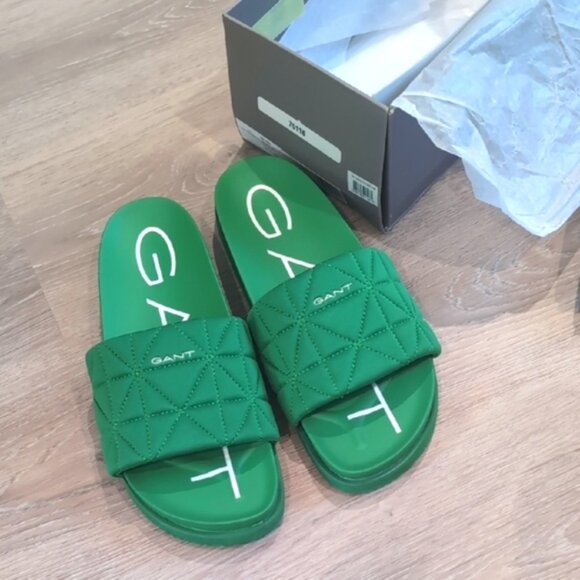Gant Womens Green Quilted Slide Sandals - Picture 1 of 7